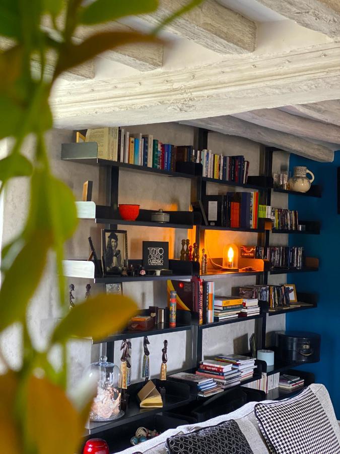 L'ecole Des Garcons