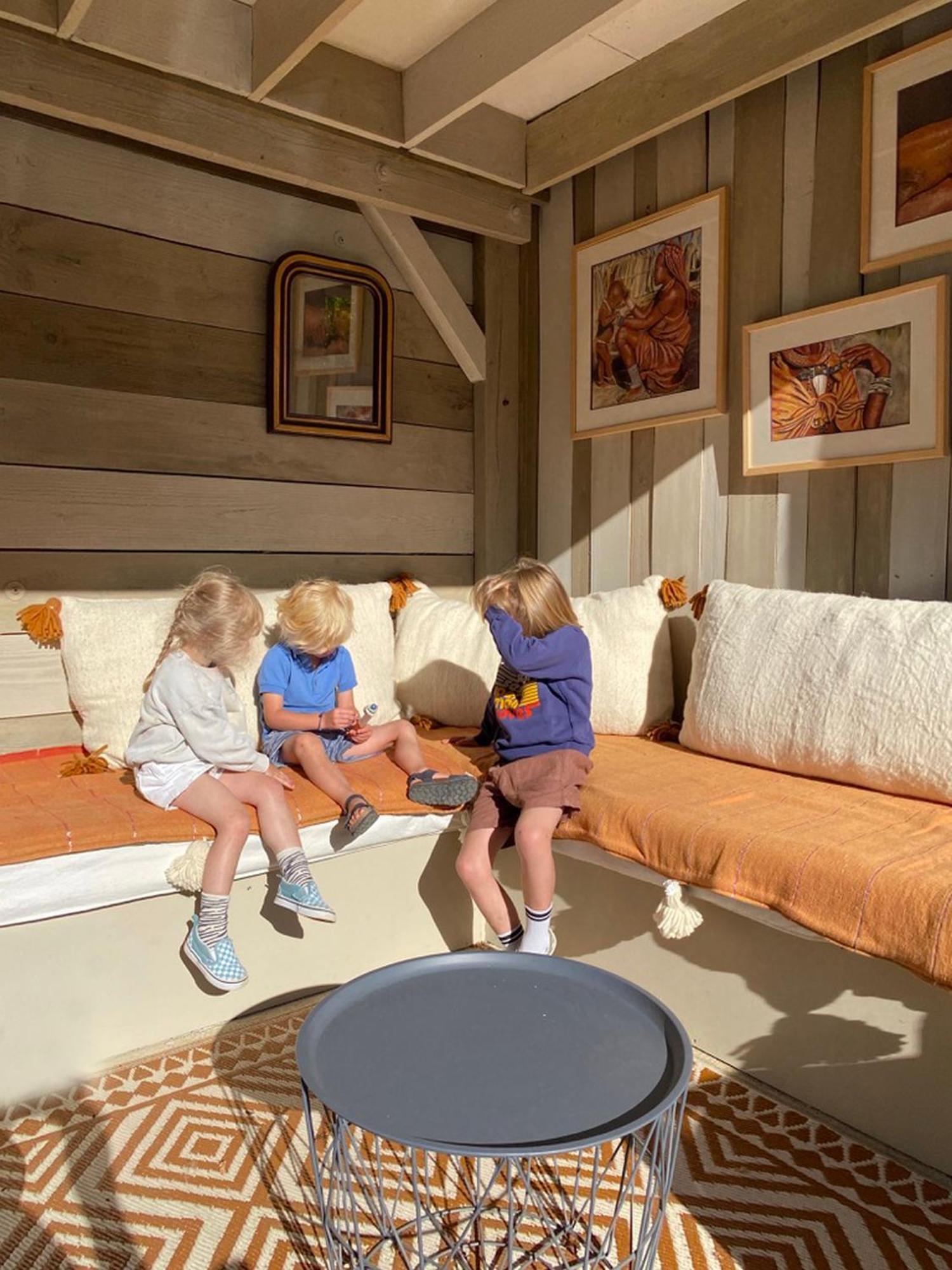 Bed & Breakfast L'ecole Des Garcons Maigne